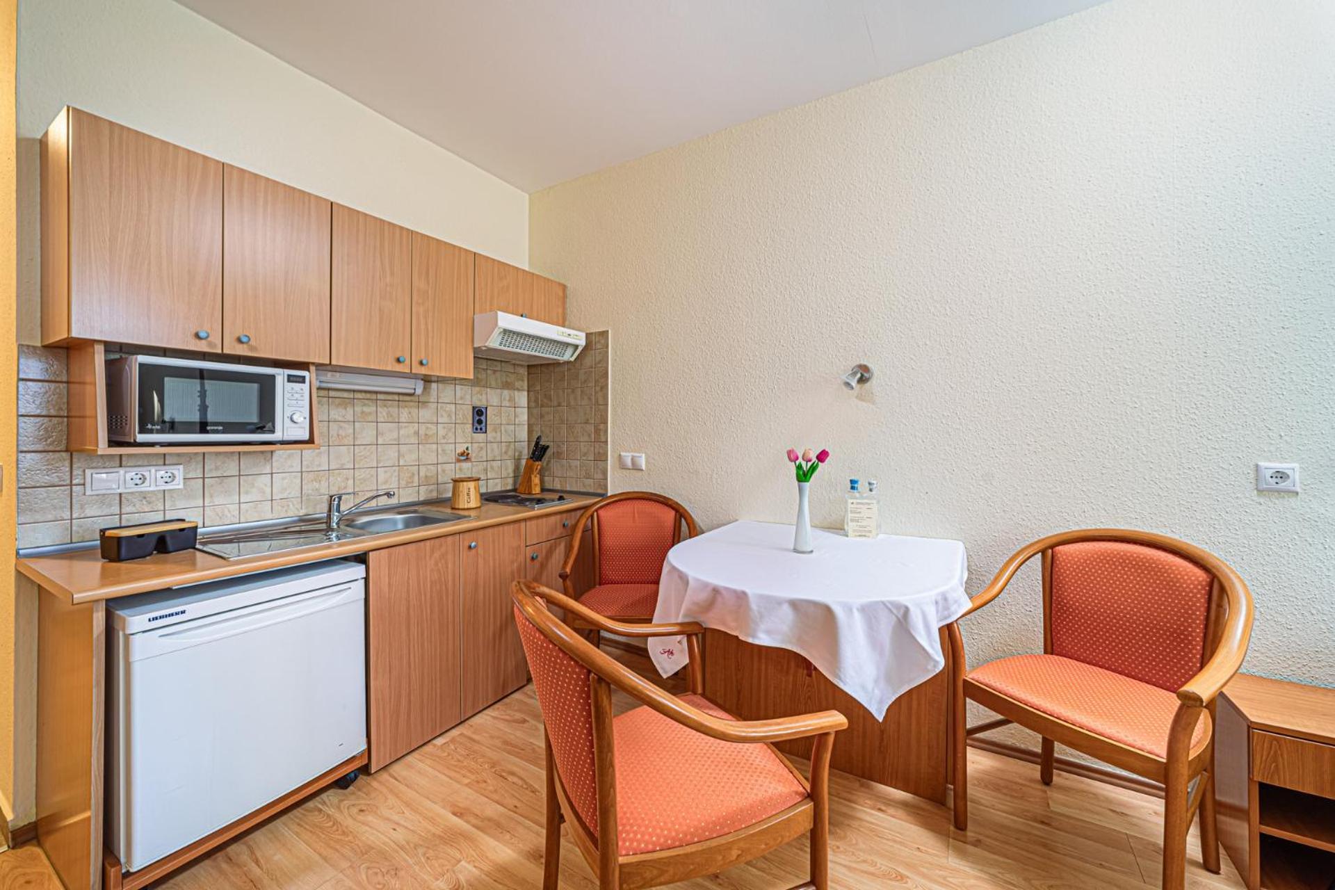 Apartman Hotel Bük エクステリア 写真