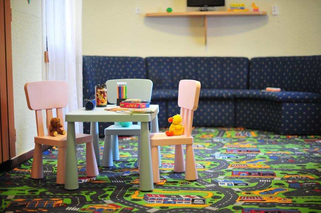 Apartman Hotel Bük エクステリア 写真
