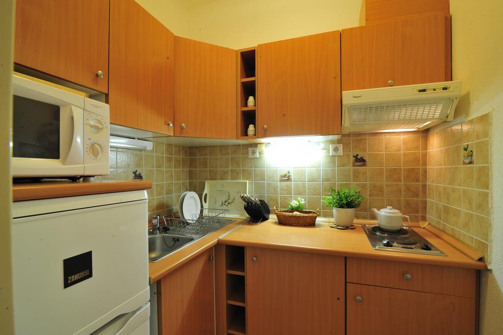 Apartman Hotel Bük エクステリア 写真